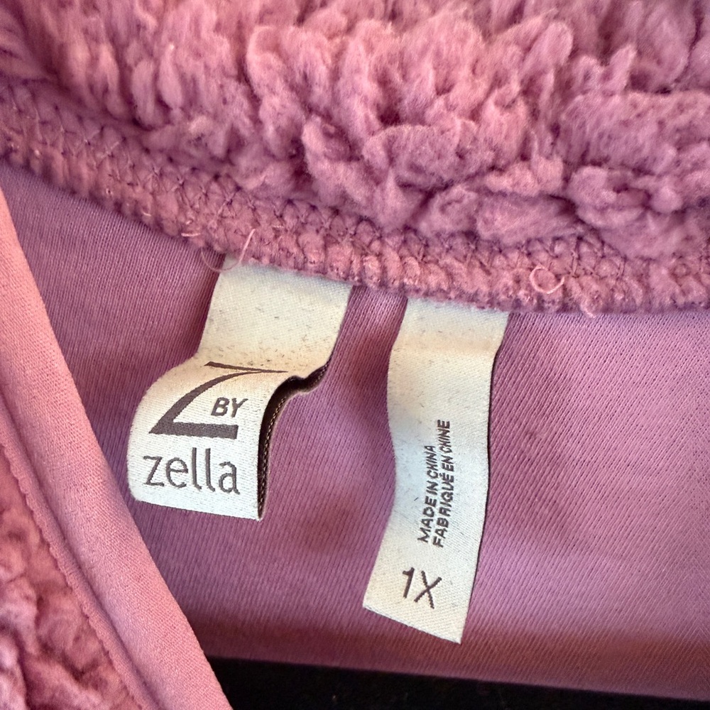 Zella Lavender Puffer Jacket - Picture 2 of 4